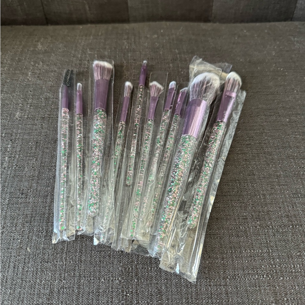 Pretty colors makeup brushes set 10 pieces